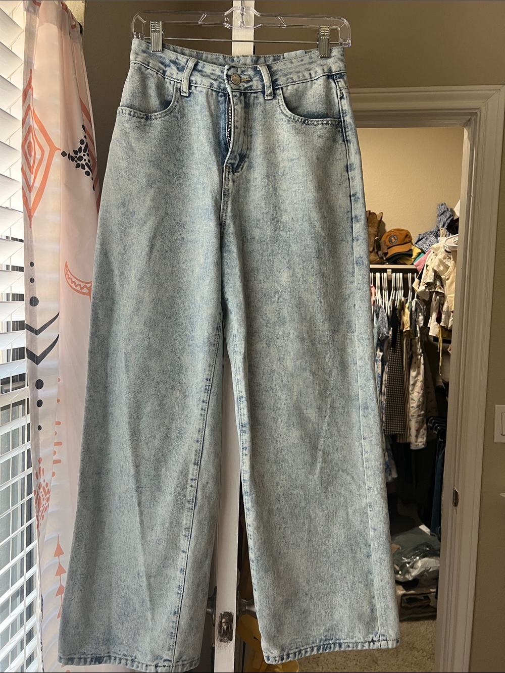 SHEIN Light Blue Wide Leg Denim Jeans